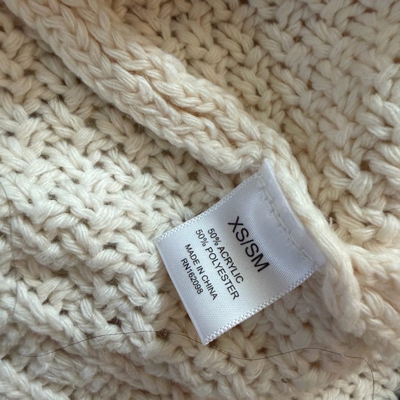 Taylor Swift Folklore Cream Cable Knit Cardigan - Picture 4 of 4